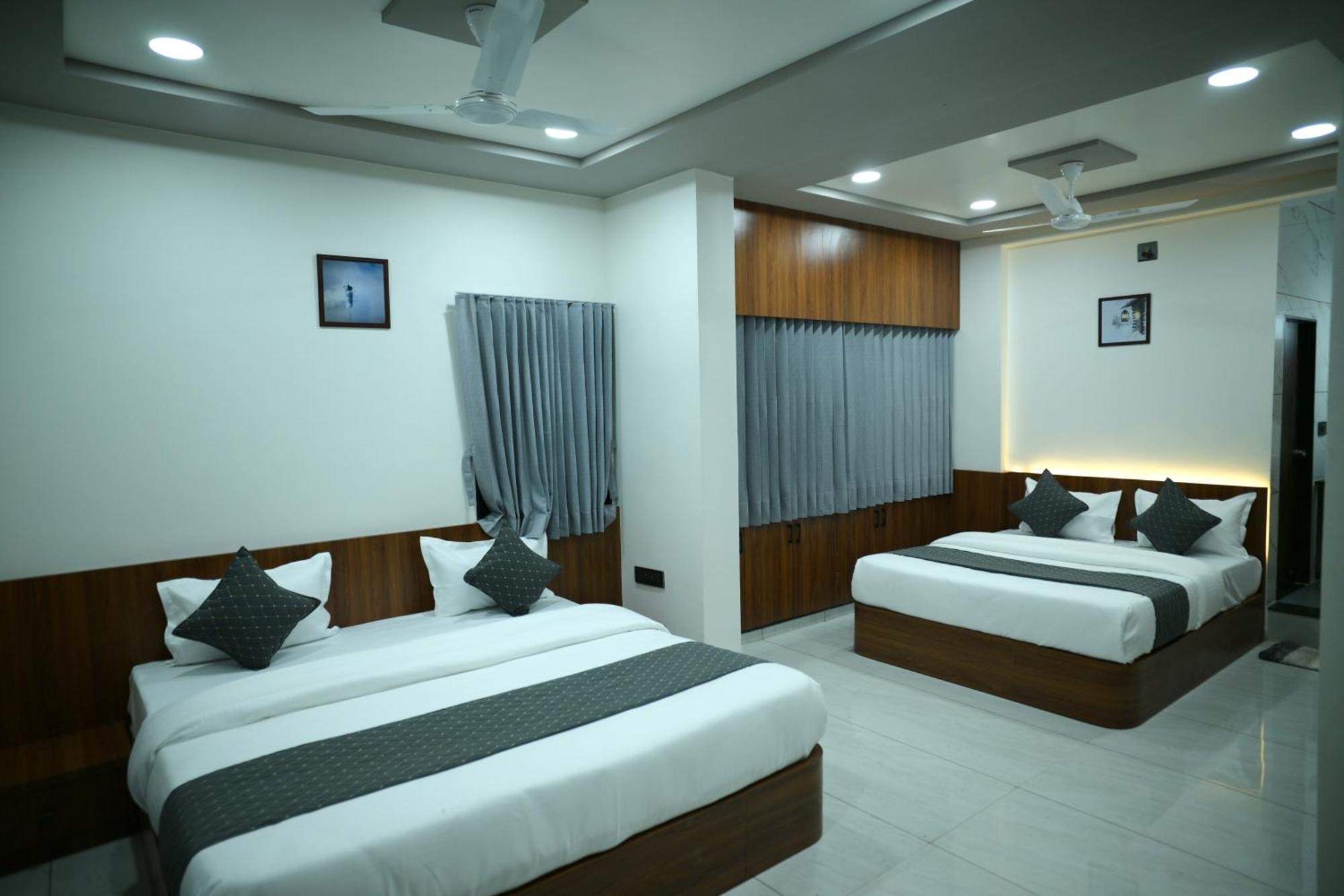 Hotel Aagman Palanpur Ngoại thất bức ảnh
