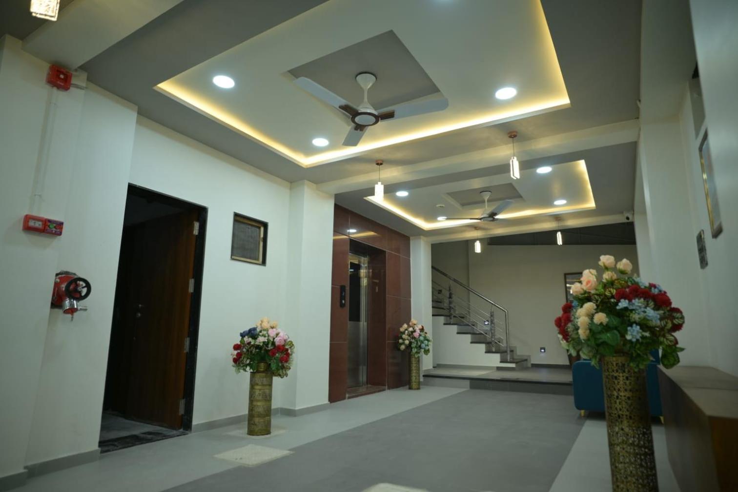Hotel Aagman Palanpur Ngoại thất bức ảnh