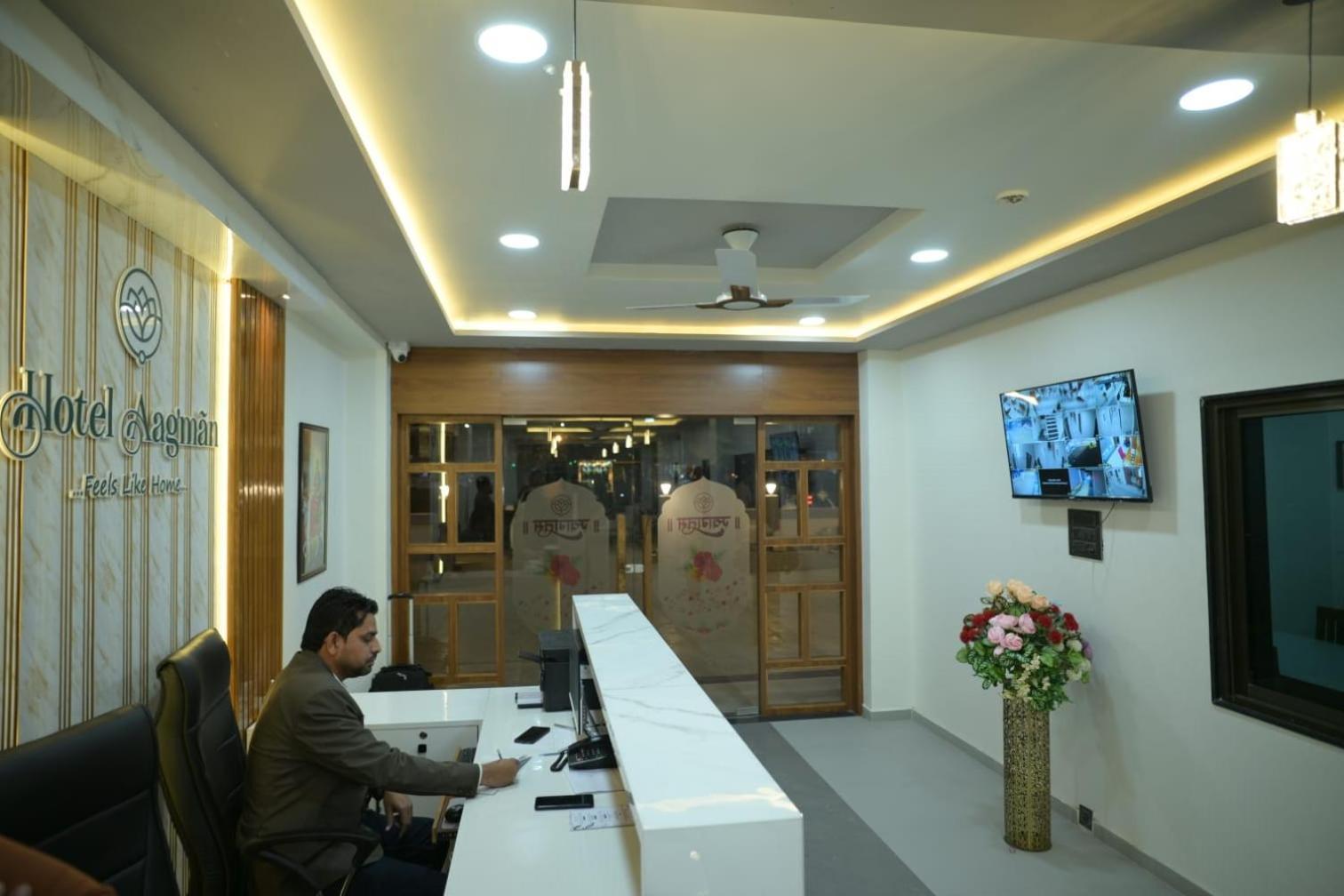 Hotel Aagman Palanpur Ngoại thất bức ảnh